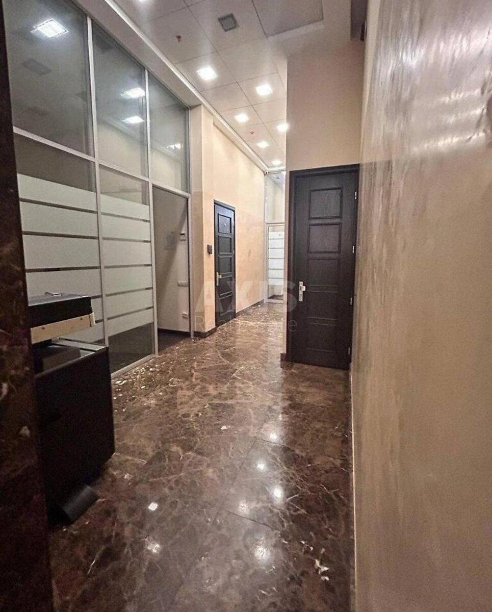 Office vul. Mokra 20А, 252m2690913