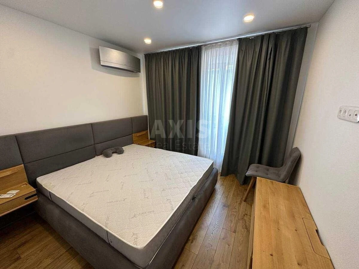 2k apartment vul. Radystiv 32690627