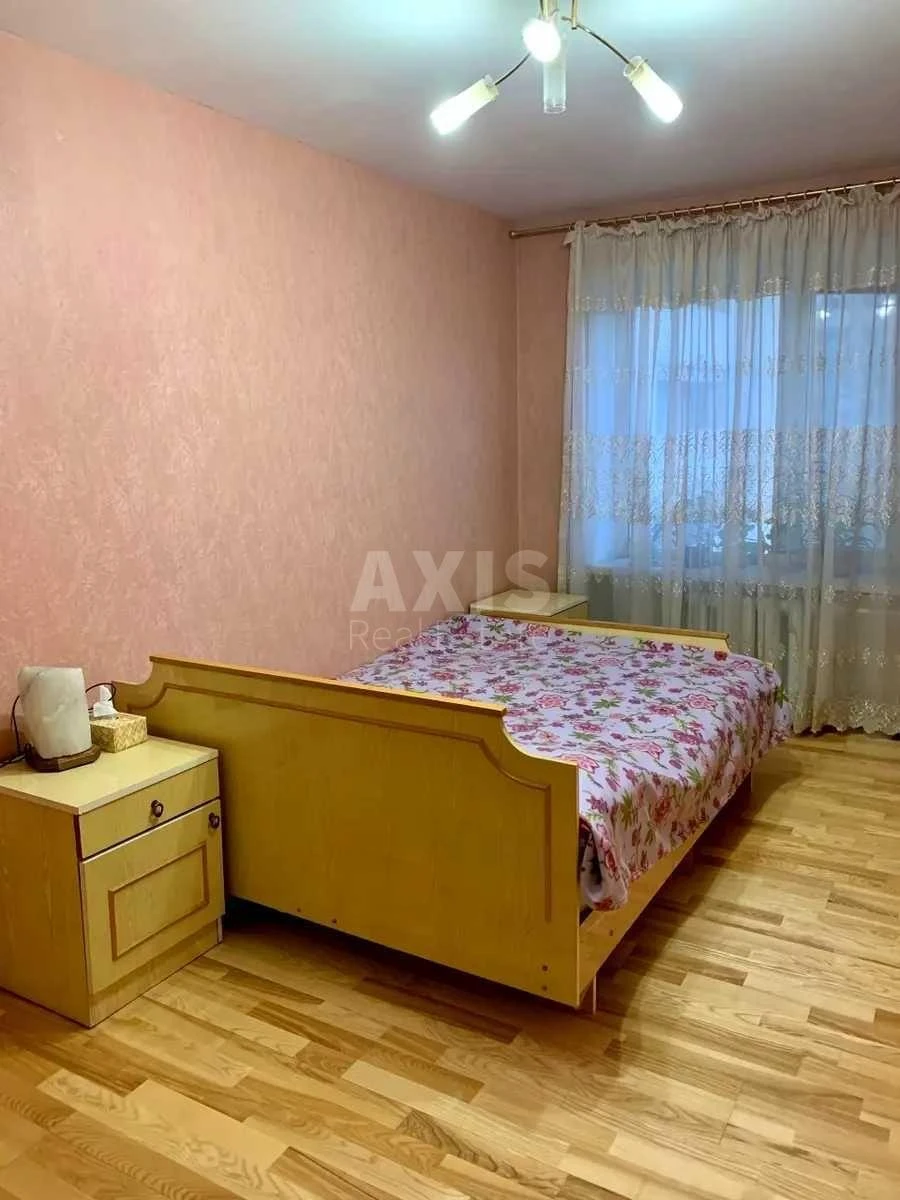 3к квартира ул. Новаторов 9700541