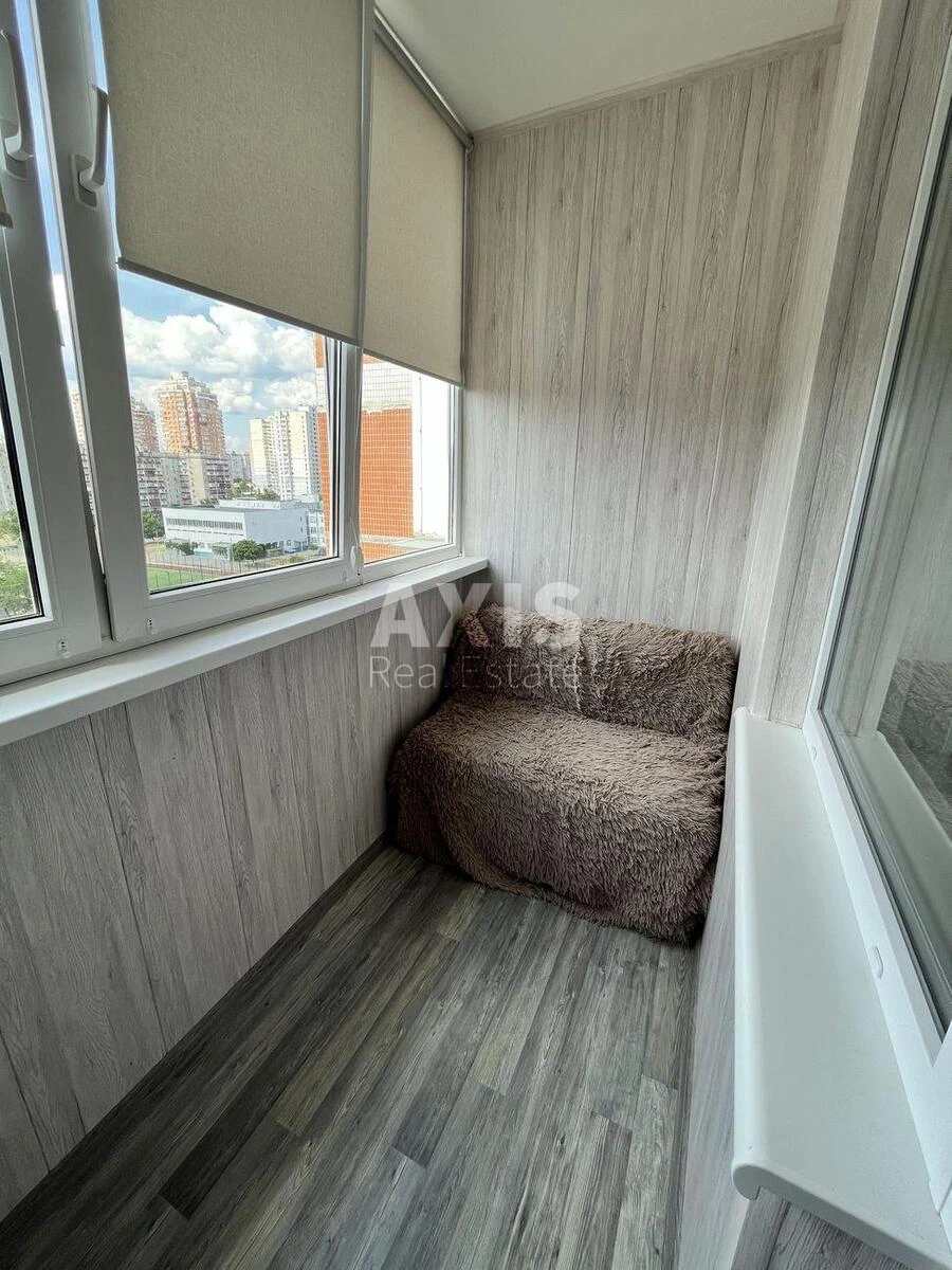 1k apartment pr-t Chervonoyi Kalyny seventy-nine A700194