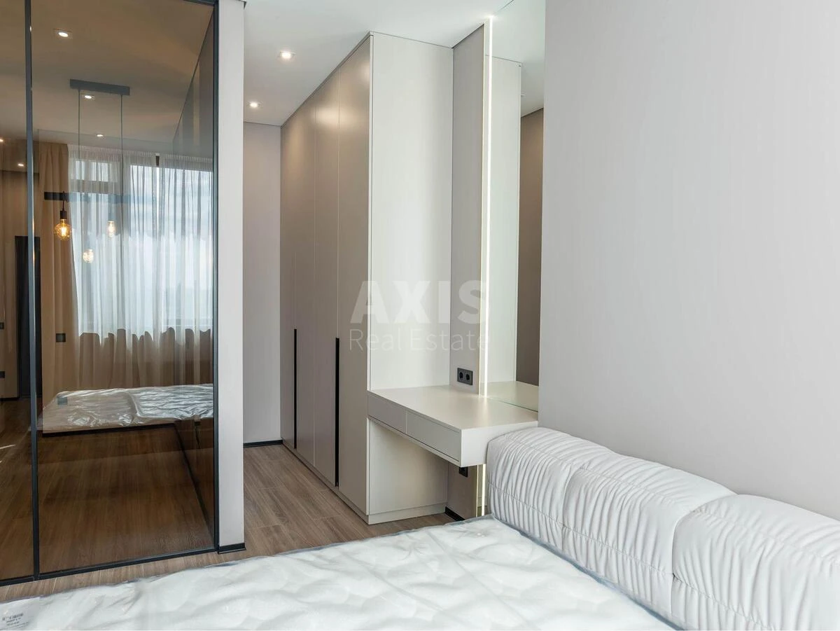 1k apartment pr-t Berestejskij 11Б6955111
