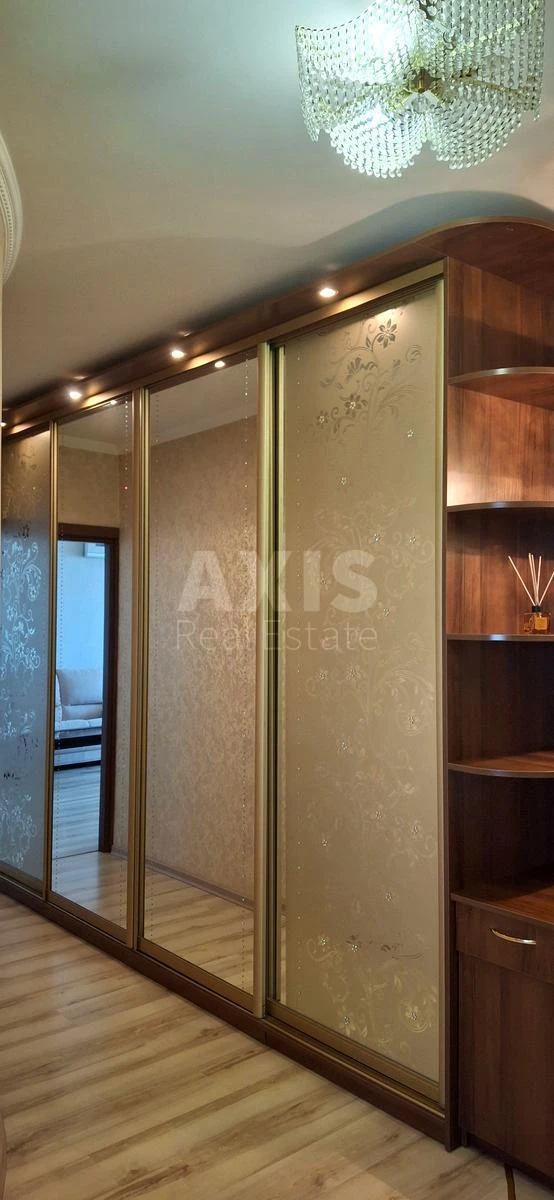 2k apartment vul. Geroi'v Oborony 10А7028715