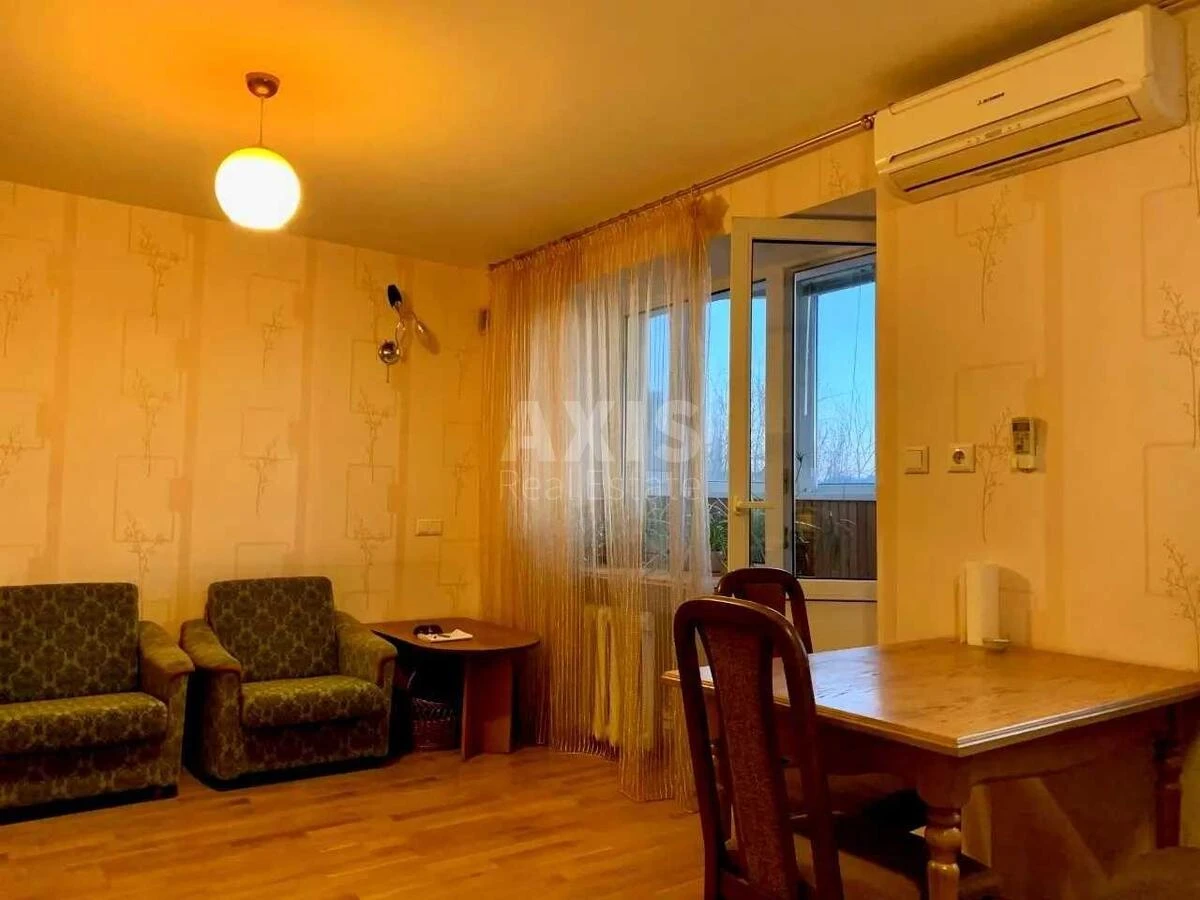 3к квартира ул. Новаторов 9700542