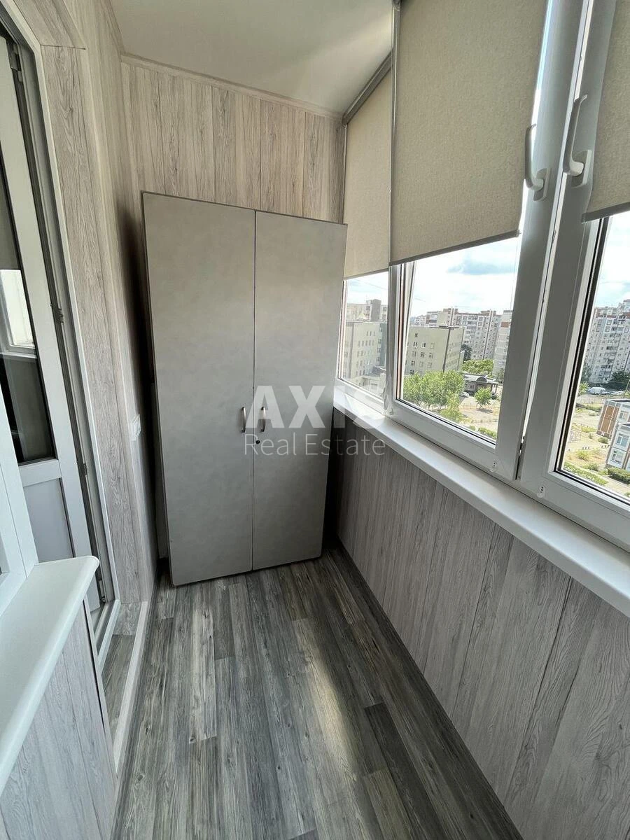 1k apartment pr-t Chervonoyi Kalyny seventy-nine A700195