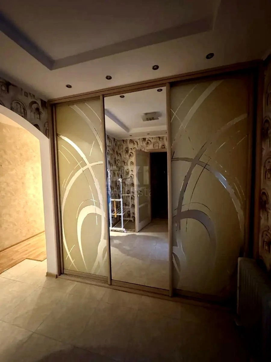 3k apartment pr-t Gongadze Georgija 18Д6871722