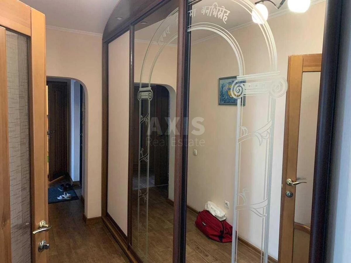 3k apartment vul. Bal'zaka Onore de 4А684917
