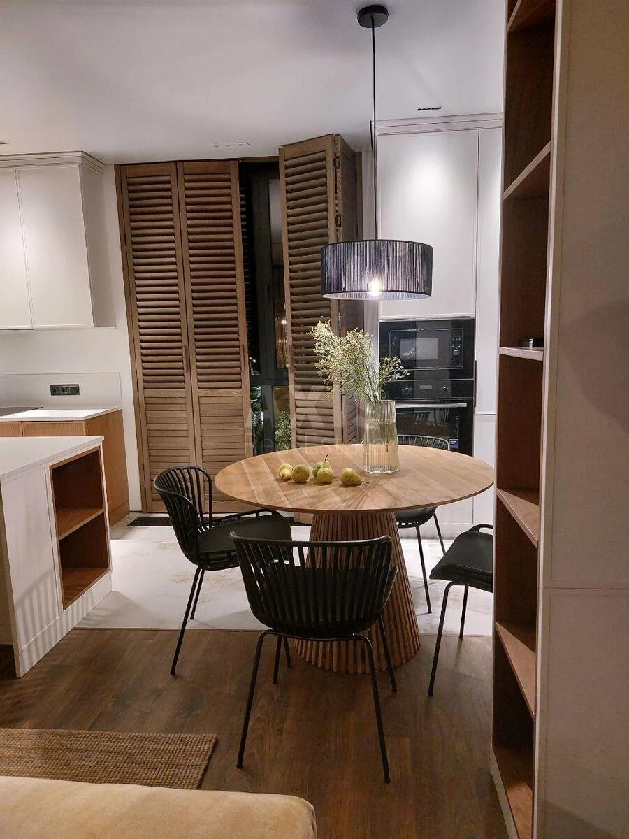 2k apartment vul. Saljutna 2Б687680
