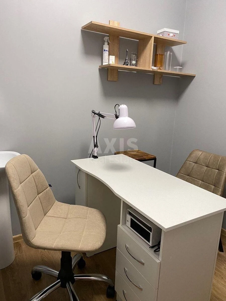 Trade object vul. Ushakova Mykoly 8, 52m2686732