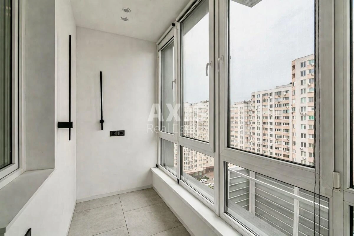 2к квартира ул. Кустанайская 13685048