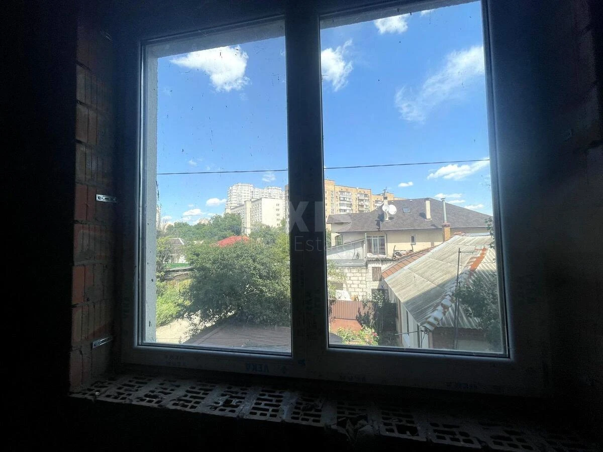 2k apartment vul. Avgustyna Voloshyna 32А6773114