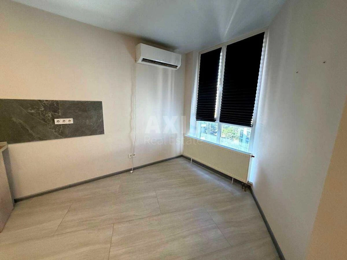 Office vul. Central'na 21А, 84m2712792