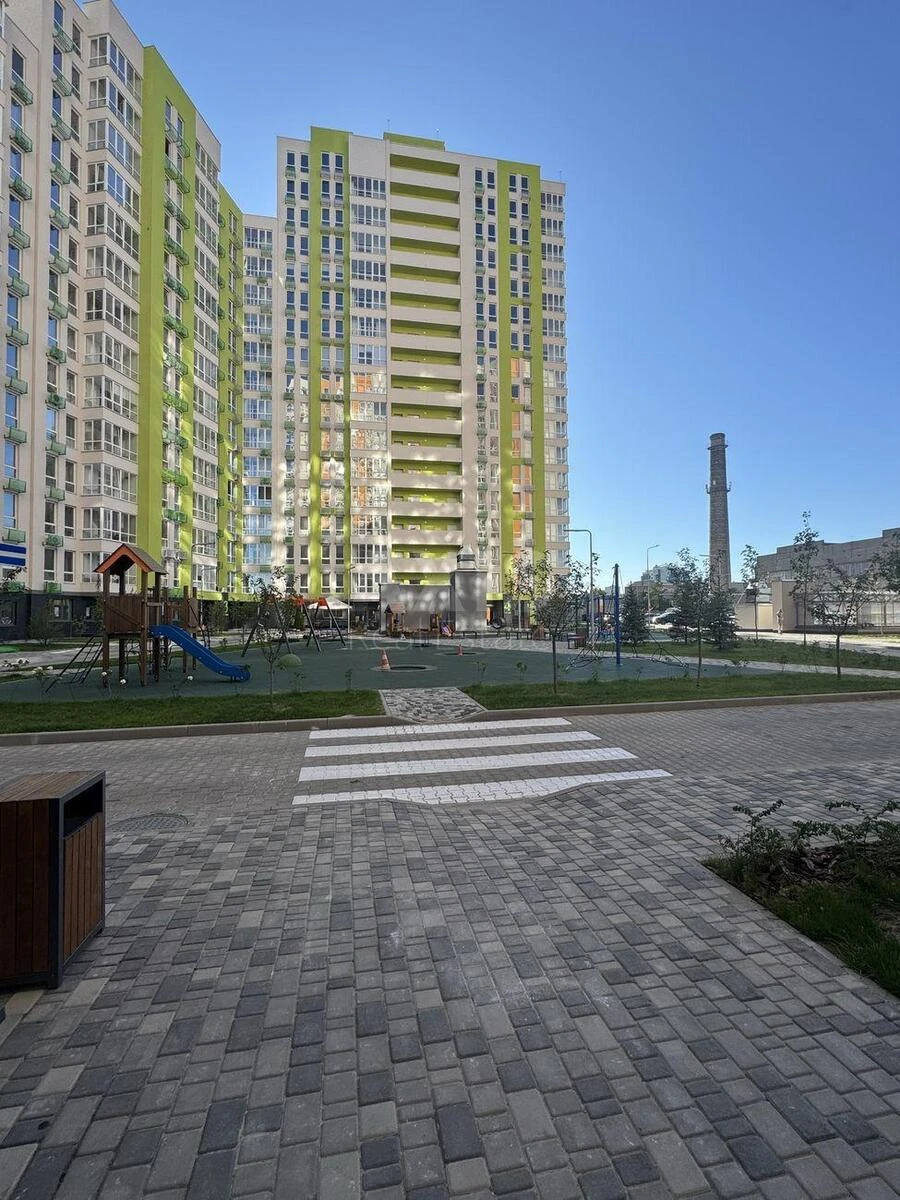 3k apartment vul. Olesja Berdnyka 167174