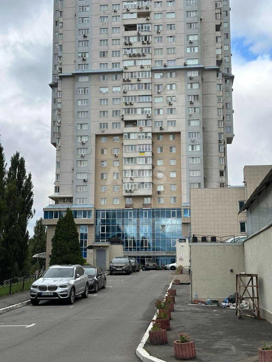 Офис ул. Шумского Юрия 1, 196м26675513