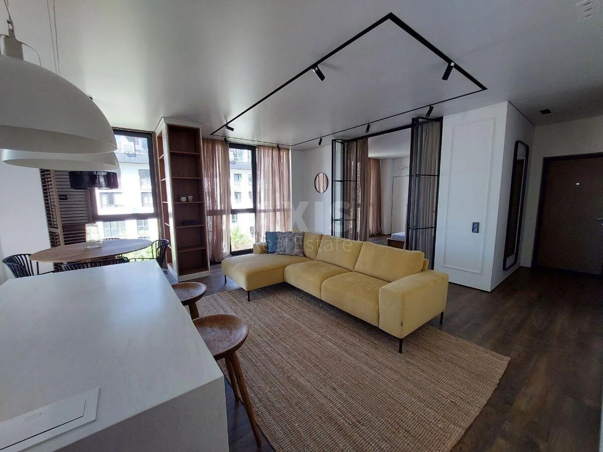 2k apartment vul. Saljutna 2Б687682
