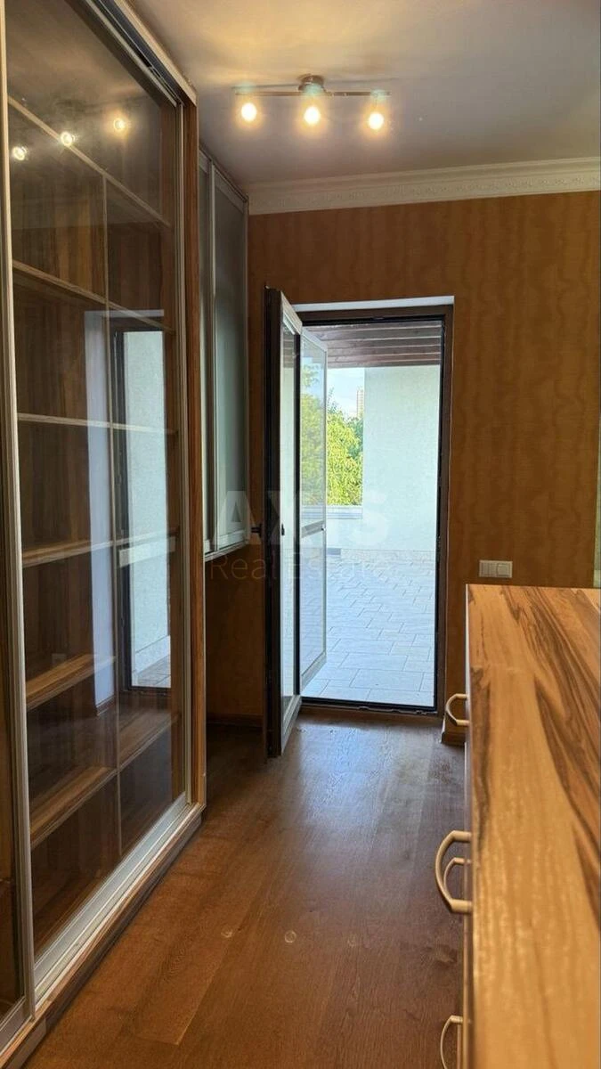 House vul. Sadova 8-a, 320m2, Kyiv city5859310