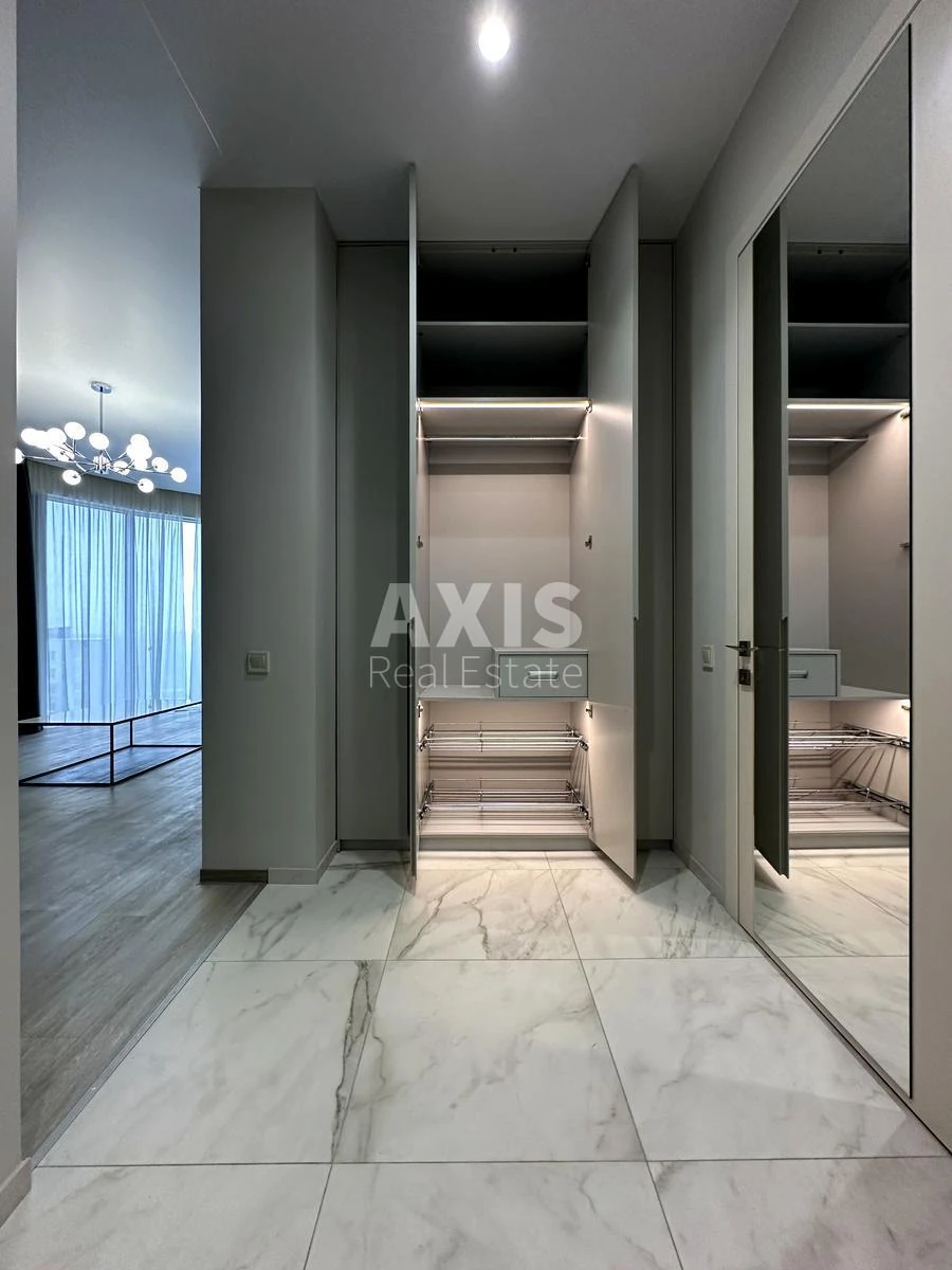 3k apartment vul. Antonovycha 118/9688303
