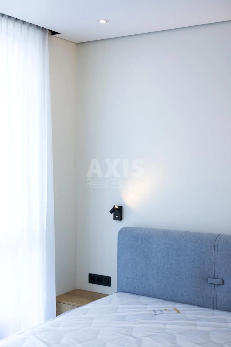 1k apartment vul. Saljutna 2Б694037