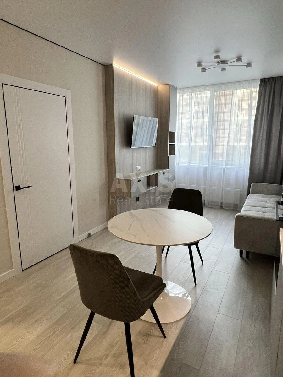 1k apartment vul. Oleksandra Olesja 9А713721