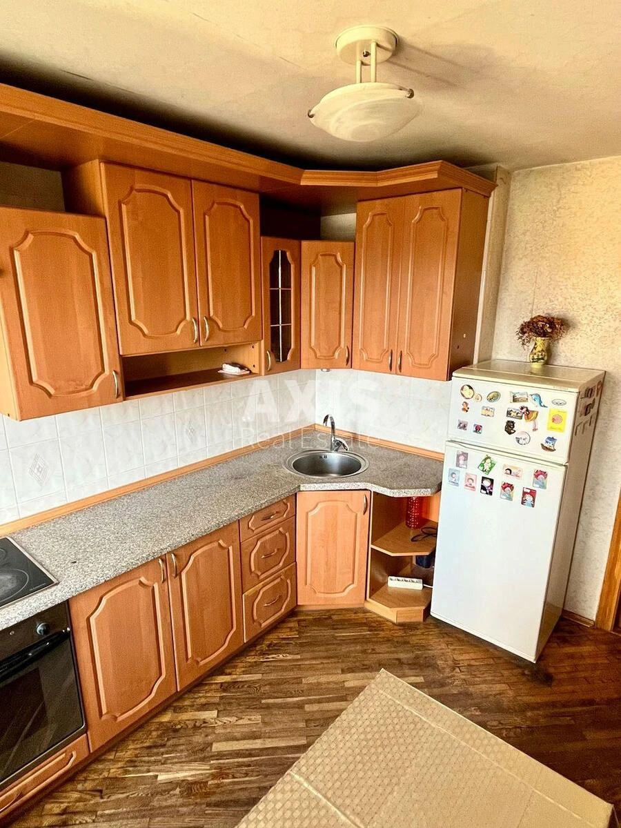 3к квартира ул. Александра Архипенко 2 декабря68608