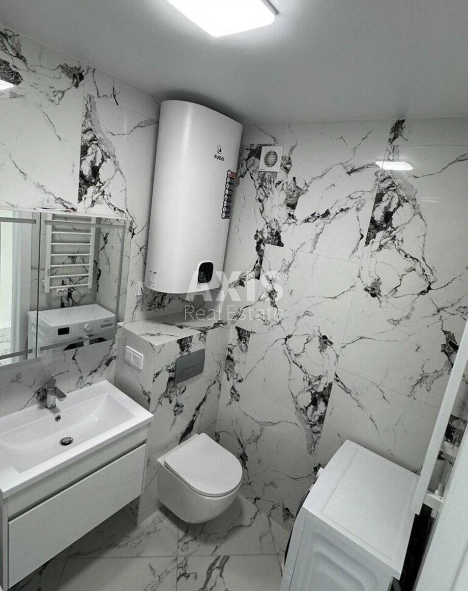 2k apartment vul. Oleha Mudraka Two B670456