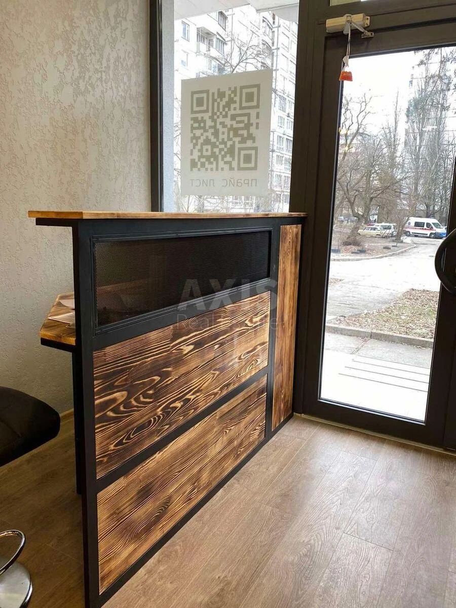 Trade object vul. Ushakova Mykoly 8, 52m2686736