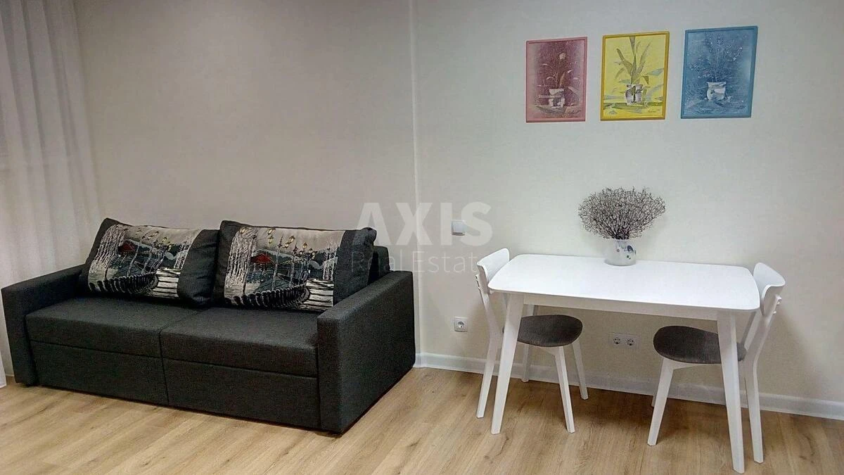 1k apartment vul. L'vivs'ka 11690041