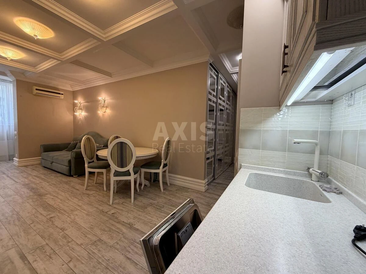 2k apartment vul. Sim'i' Kul'zhenkiv 33703162