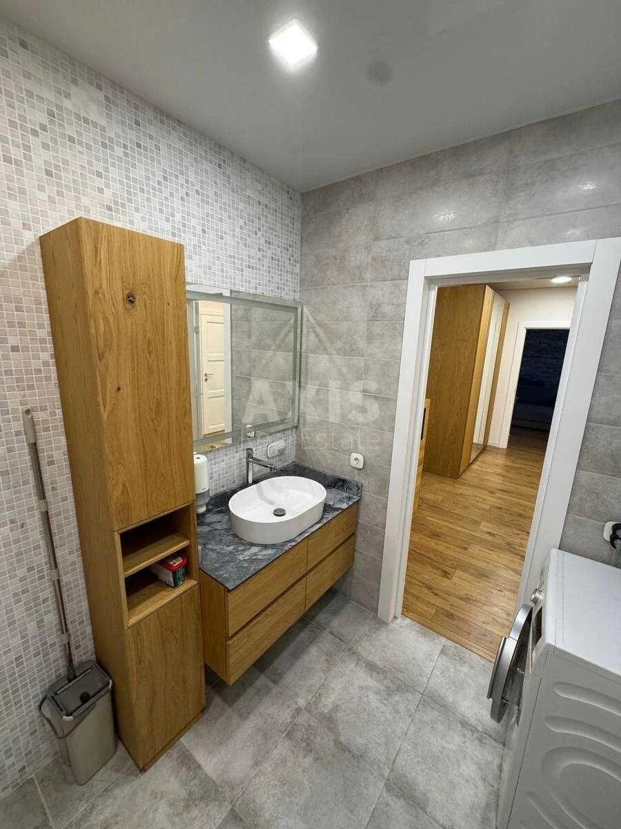 2k apartment vul. Radystiv 326906214