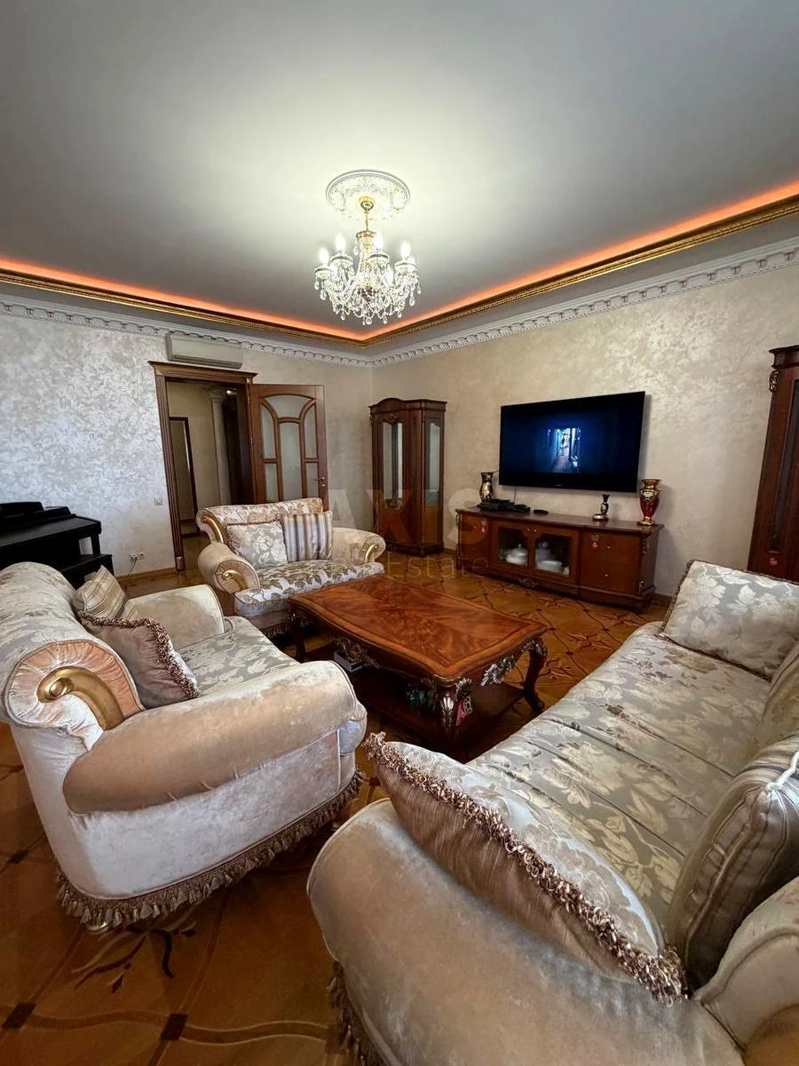 4k apartment vul. Ol'gyns'ka 6677217