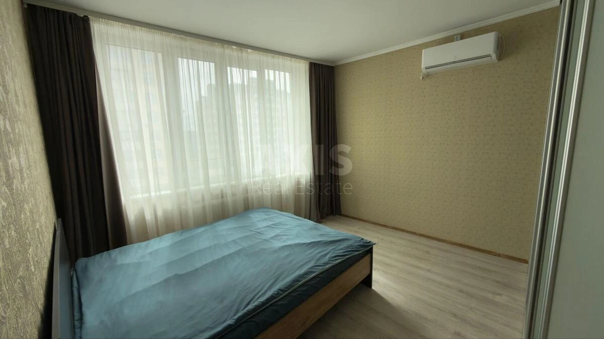 2k apartment vul. Volodymyra Naumovycha 4А696347