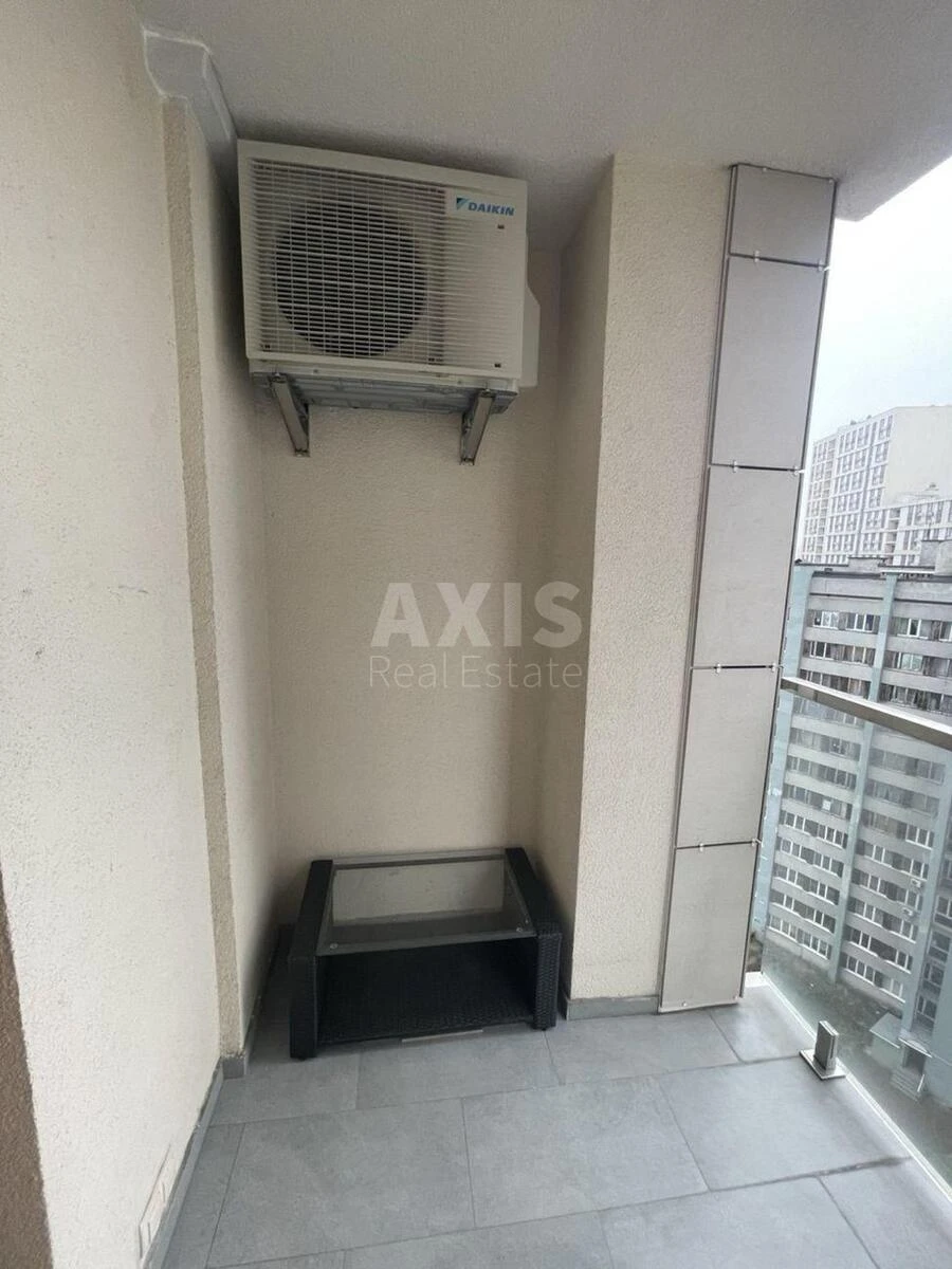2k apartment vul. Zhmachenka Generala 28Б697698