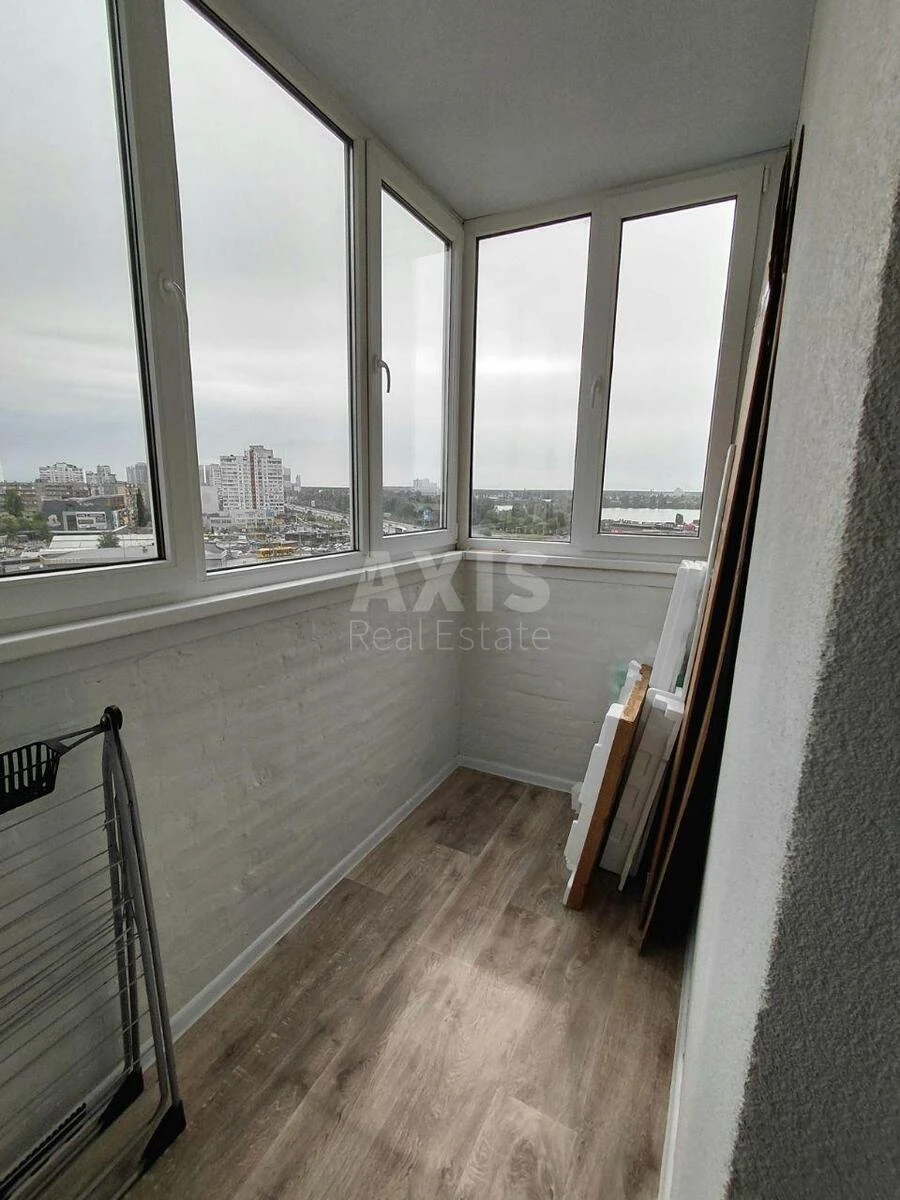 1к квартира ул. Ревуцкого 40688985