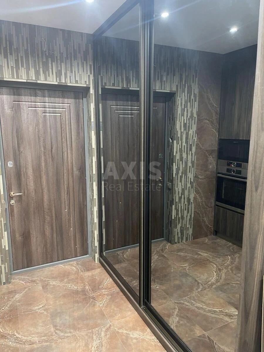 2к квартира ул. Князя Романа Мстиславича 28Б697699