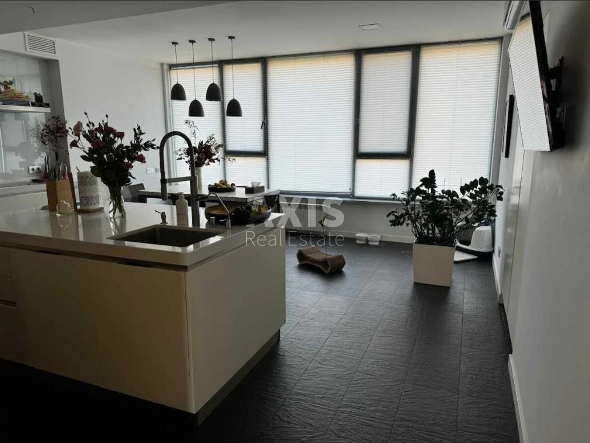 3k apartment vul. Александры Эстер 9700174
