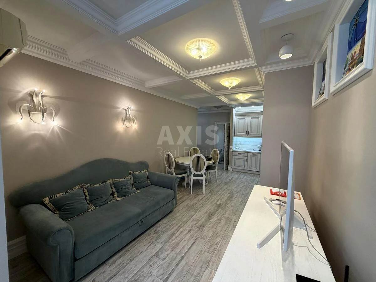 2к квартира ул. Семьи Кульженков 33703164