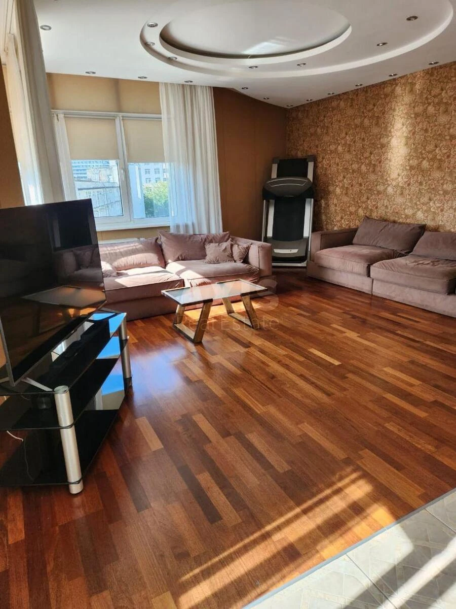 4k apartment pr-t Golosii'vs'kyj 68709733